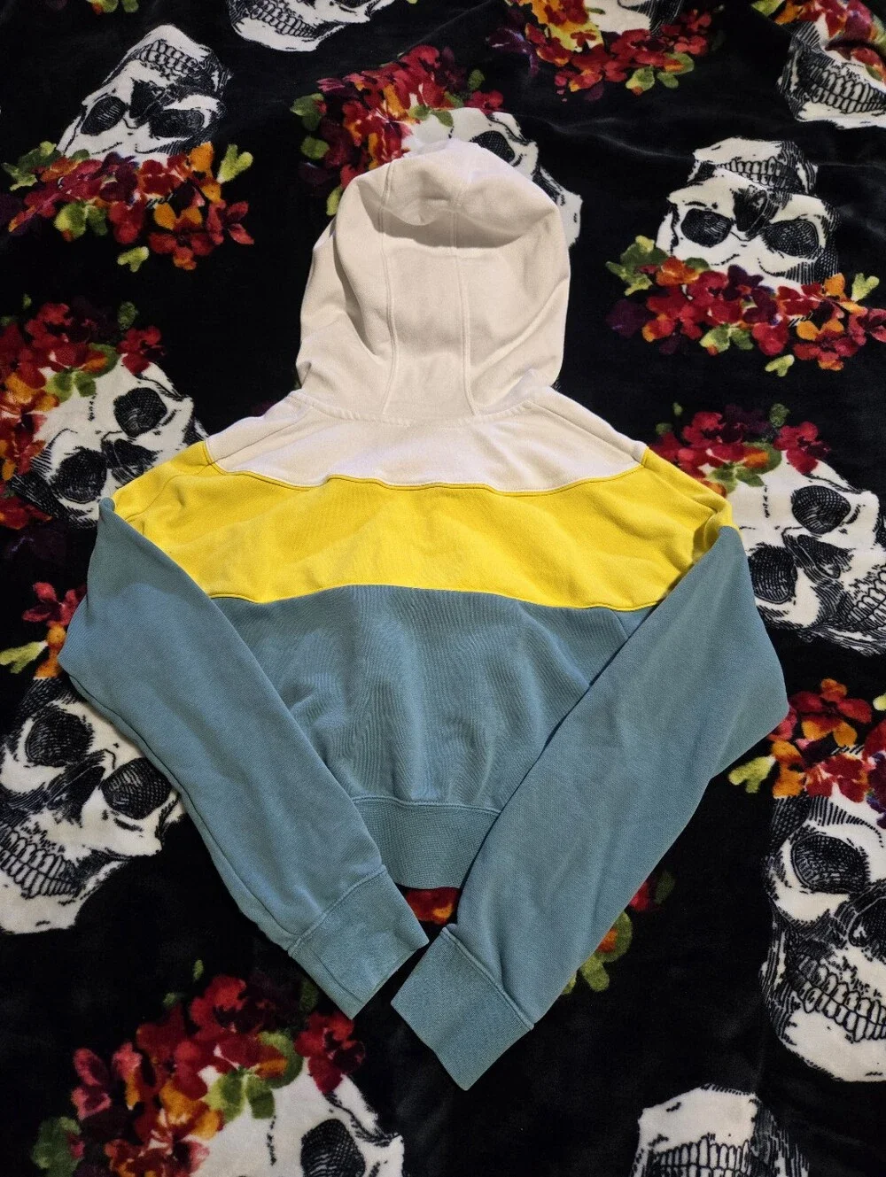 Nike White/Yellow/Teal Colorblock Hooded Half-Zip Sweater